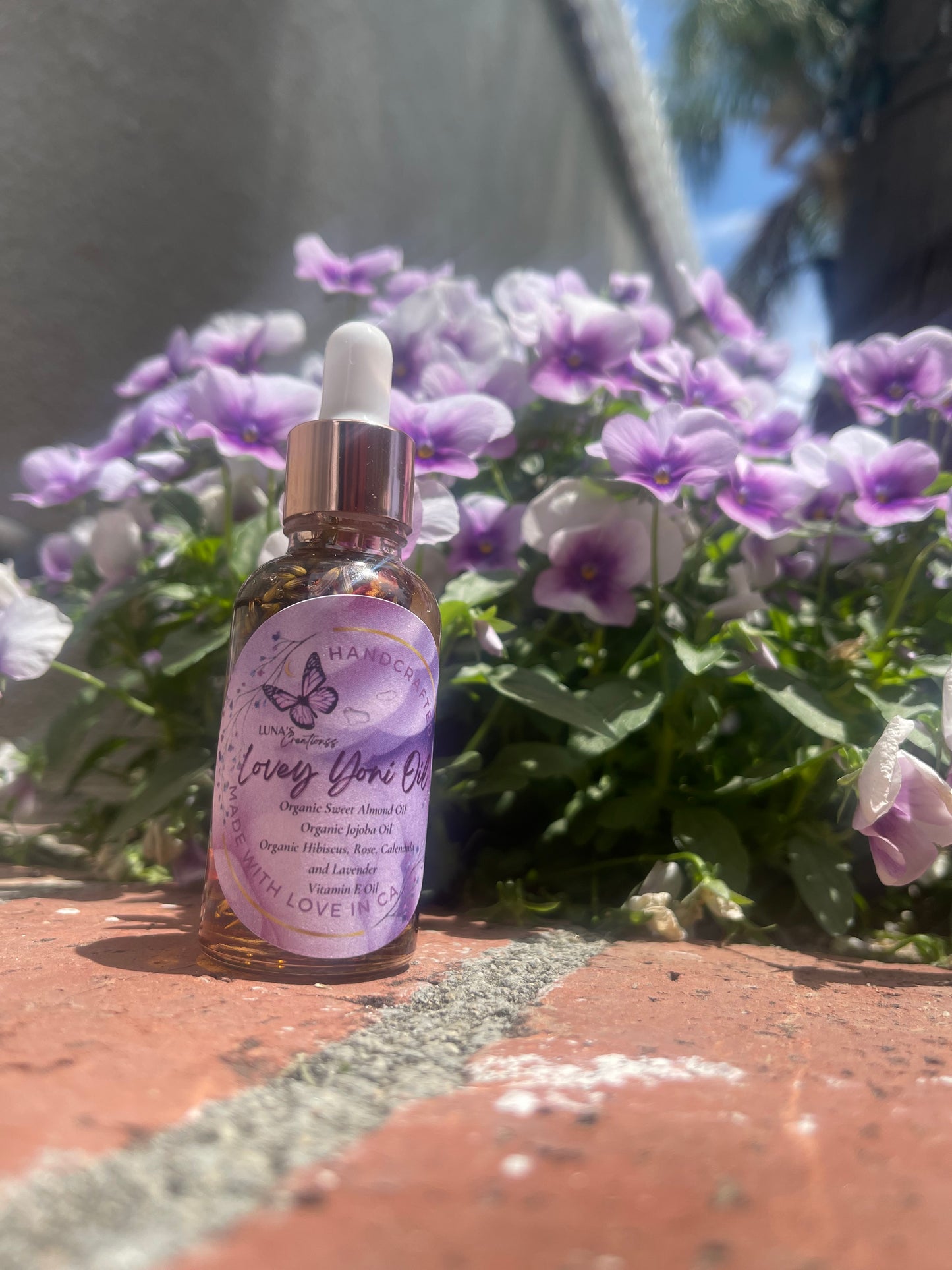 Lovey Yoni Oil