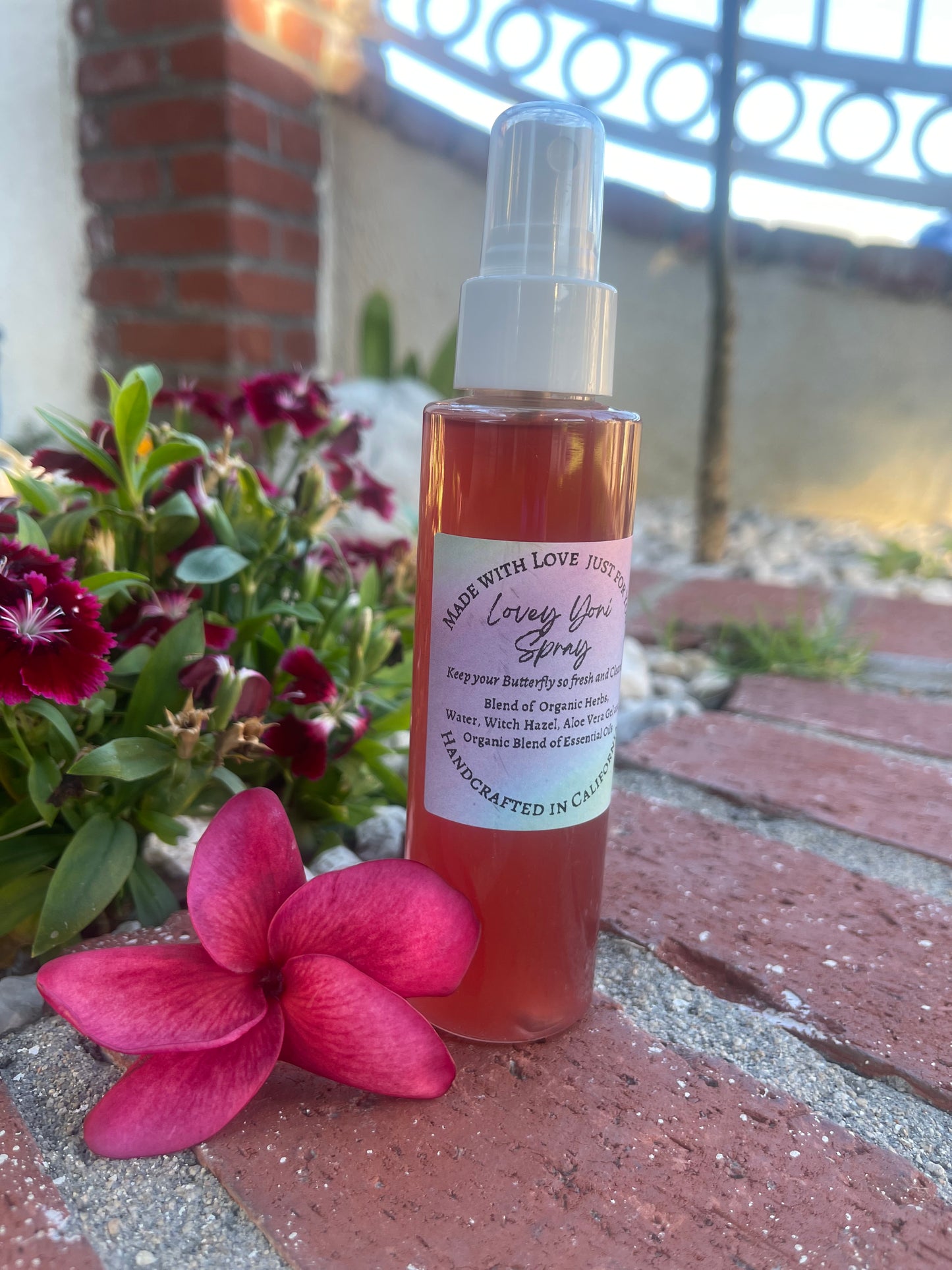 Lovey Yoni Spray 4oz