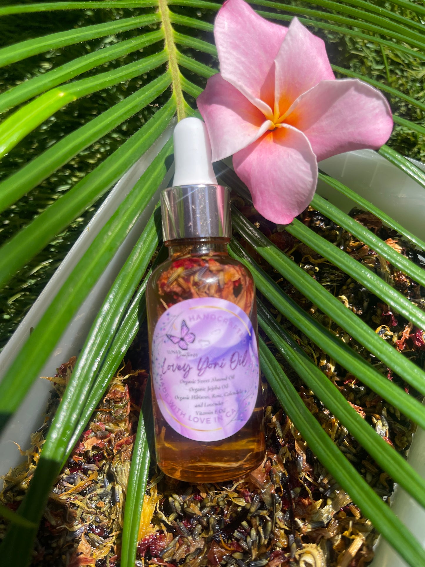 Lovey Yoni Oil